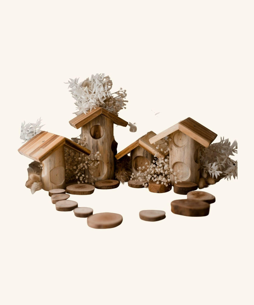 Q Toys | Light Tree Log Houses Set of 4