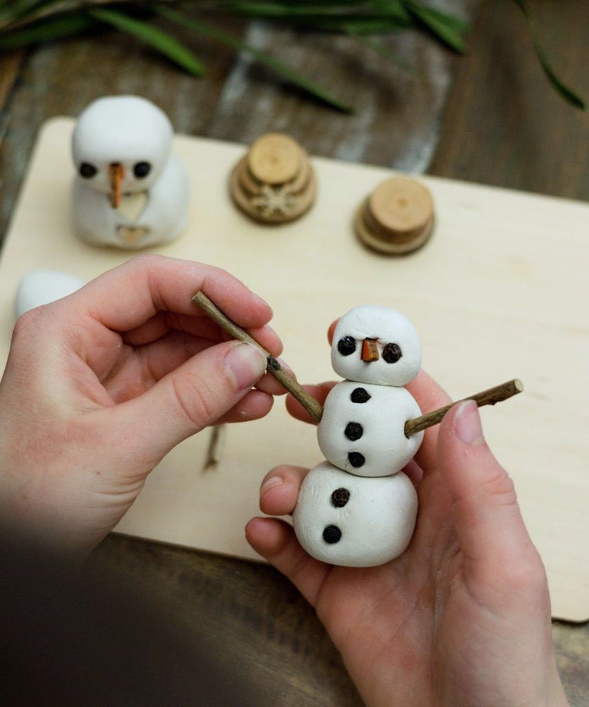Poppy & Daisy | Clay Snowman Kit